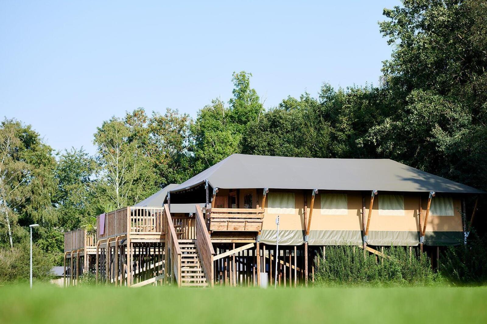 Vakantiepark Sallandshoeve Nieuw-Heeten Exterior foto