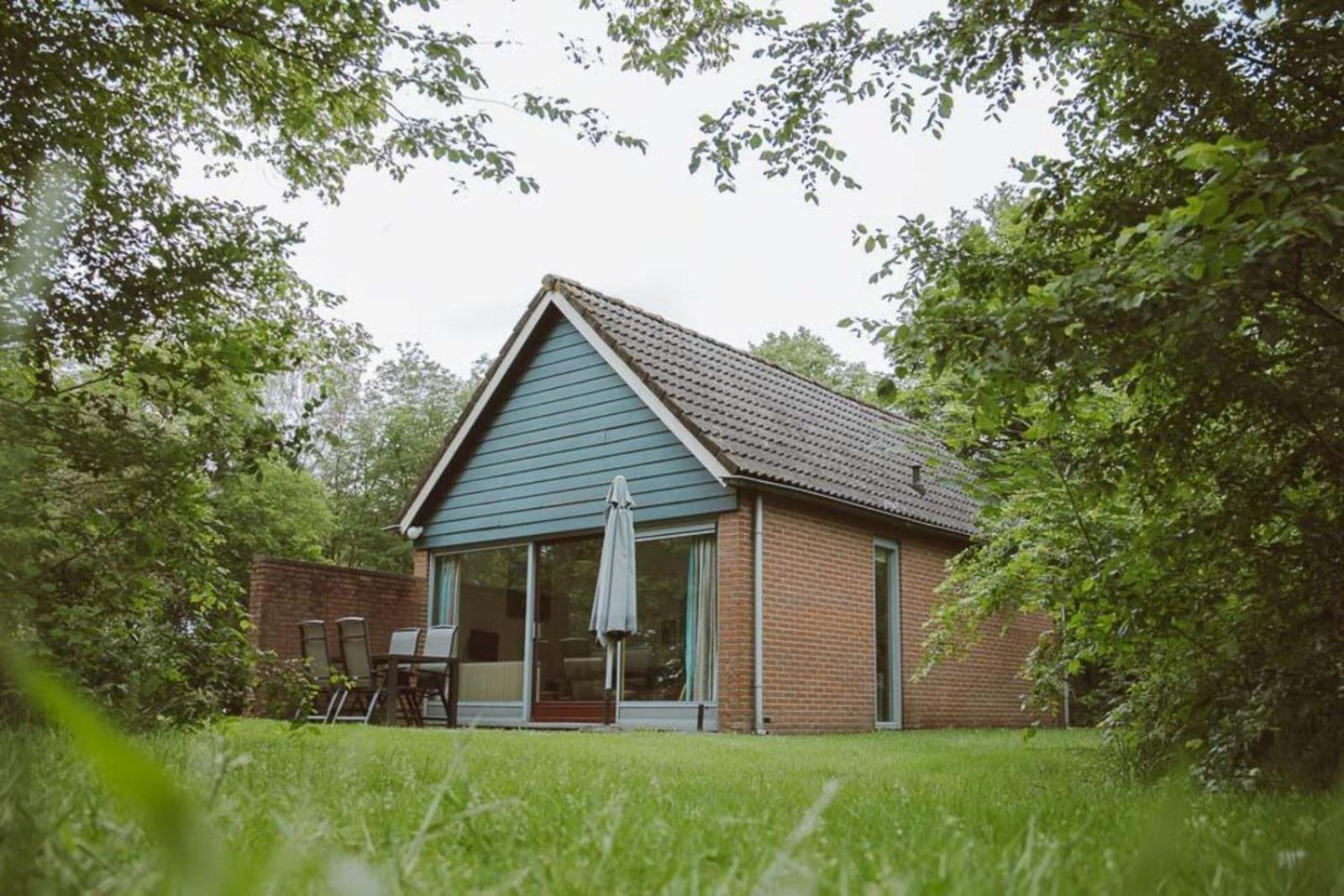 Vakantiepark Sallandshoeve Nieuw-Heeten Exterior foto