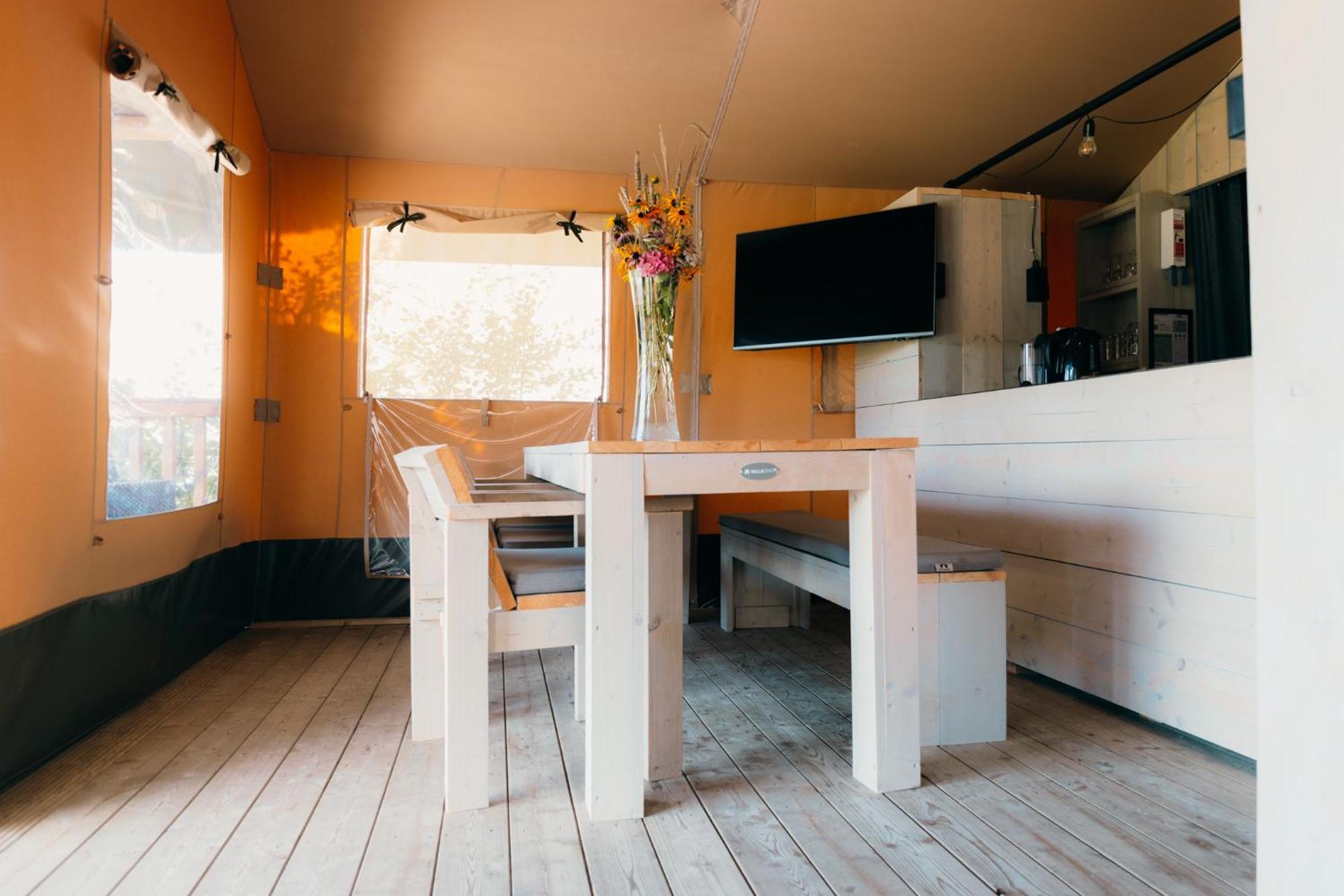 Vakantiepark Sallandshoeve Nieuw-Heeten Habitación foto