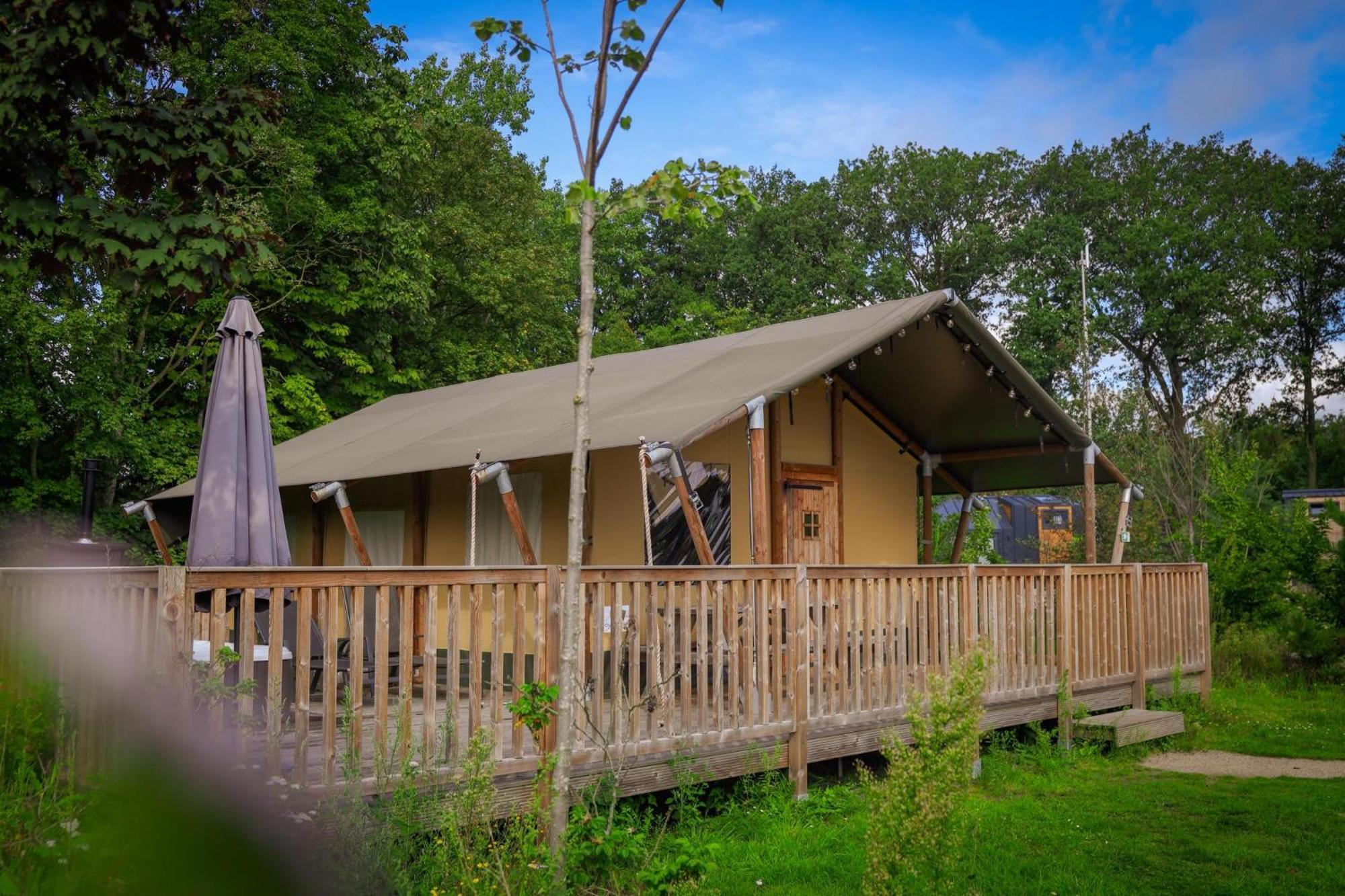 Vakantiepark Sallandshoeve Nieuw-Heeten Exterior foto